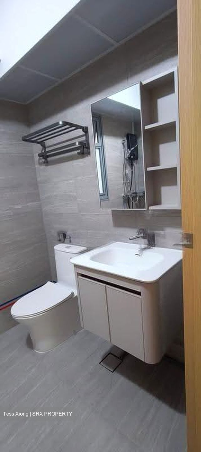 Blk 215A Kovan Wellspring (Hougang), HDB 4 Rooms #639070731